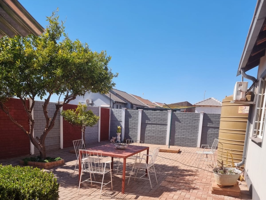 3 Bedroom Property for Sale in Kathu Northern Cape